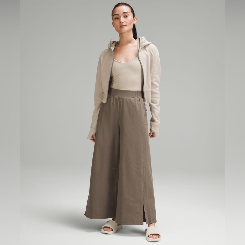 🍋Lululemon Stretch Woven High-Rise Wide Leg Cropped Pant💋